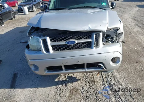 2004 Ford Explorer Sport Trac Adrenalin/Xls/Xlt z USA, uszkodzony, nr VIN 1FMZU77K74UB65100